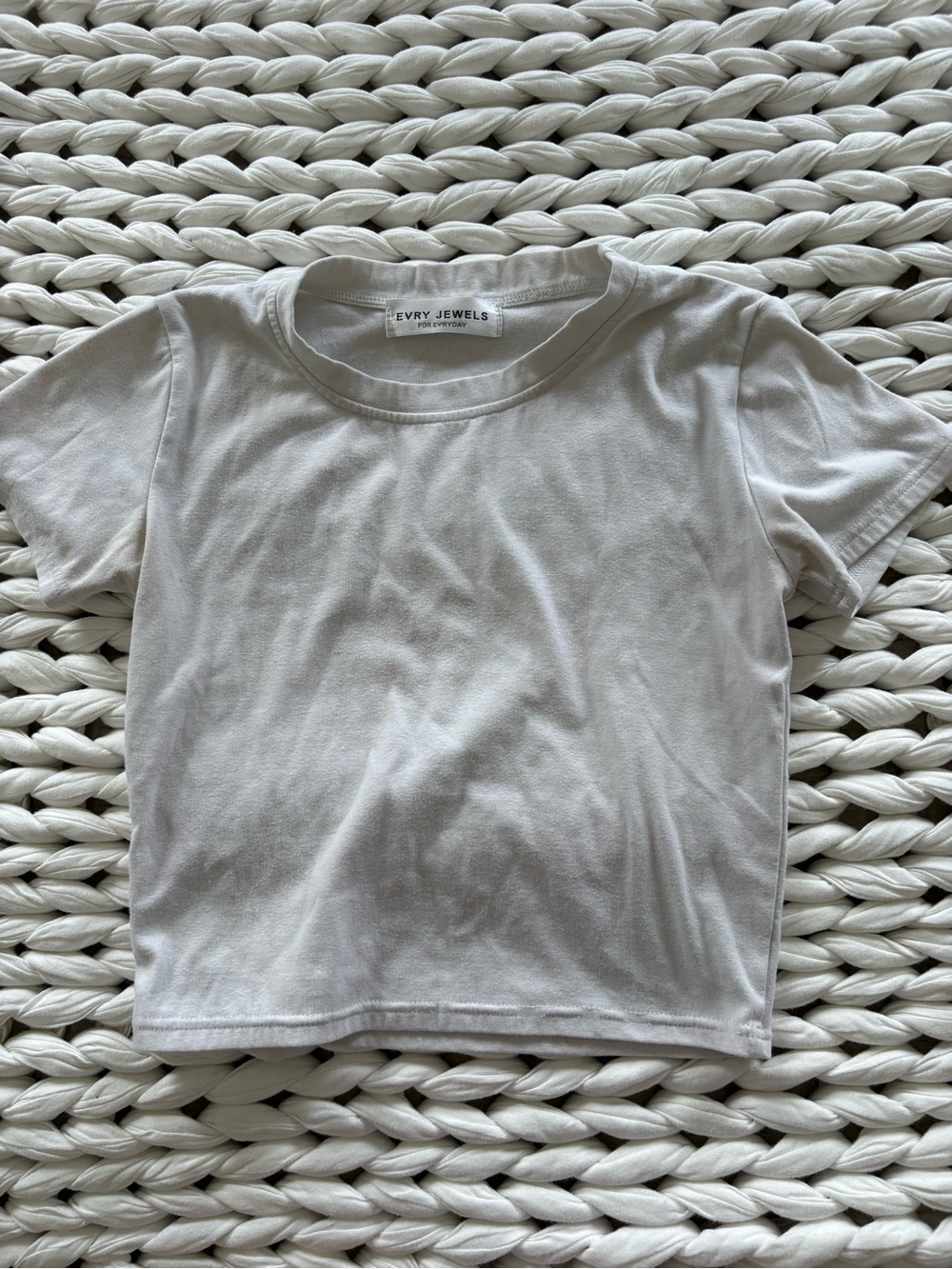 Women's Short Sleeve Crewneck Tee in White